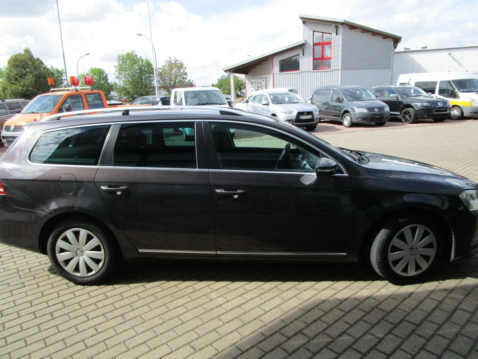 Volkswagen Passat Variant Trendline BlueMotion/BMT – Diesel, manuell, foto 1