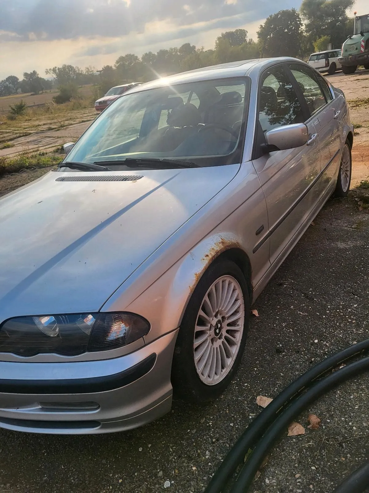 BMW 320i E46, vehicul avariat în accident, 150 CP, cutie manuală, fotografie 1
